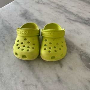 Kid CROCS Size 4